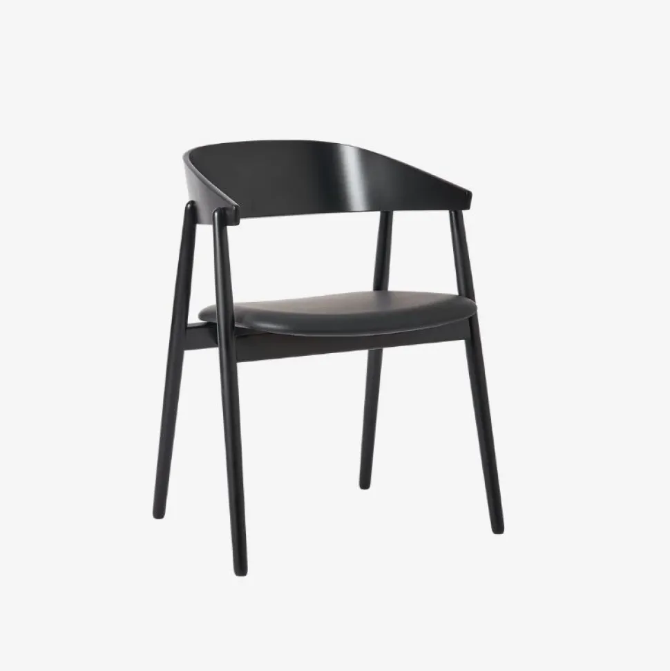 Andersen Furniture AC2 Stol Sort Mat Lakeret Bøg Sort PU Læder
