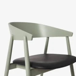 Andersen Furniture AC2 Stol Grøn Bøg Sort PU Læder