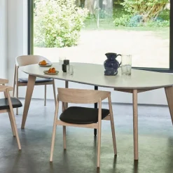 Andersen Furniture AC2 Stol Hvidpigmenteret Mat Lakeret Bøg Sort PU Læder