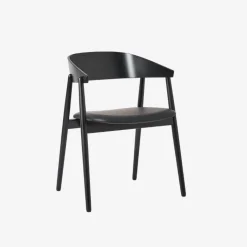 Andersen Furniture AC2 Stol Sort Mat Lakeret Bøg Sort Læder
