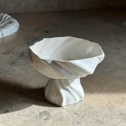 Atelier Marée Tidevands Piedestalskål Hvid