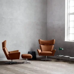 Fritz Hansen 4210 Oksen Fodskammel Essential Læder