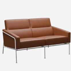 Fritz Hansen 3302 Sofa 2-Pers Essential Læder
