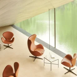 Fritz Hansen 3320 Svanen Grace Læder