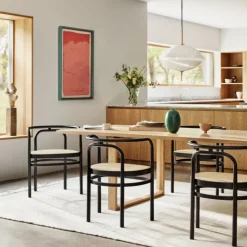 Fritz Hansen CM27 Essay Spisebord