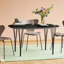 Fritz Hansen Super-Ellipse Bord B611