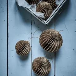 House Doctor Alsta Ornament Brown Medium