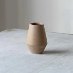 Julie Damhus Studio Oda Vase Beige Lille