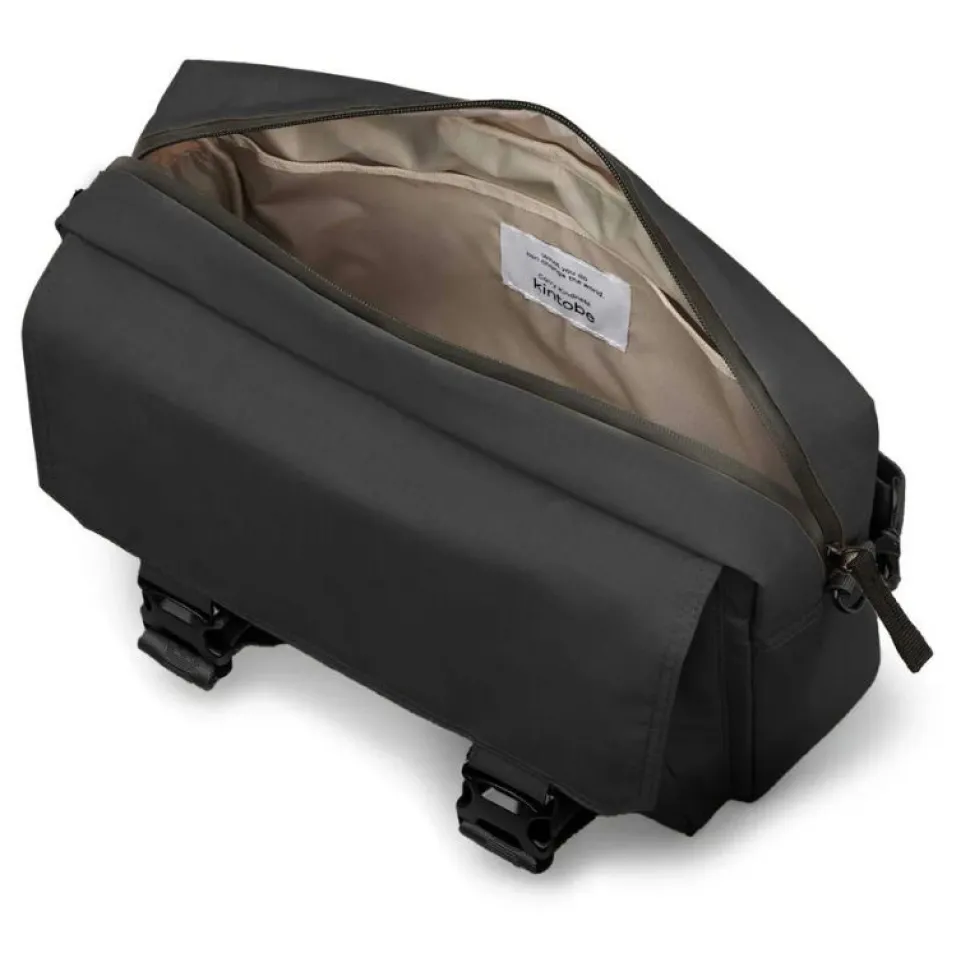 Kintobe LEO Messenger Bag Jet Black