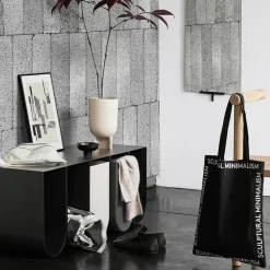 Kristina Dam Studio Curved Box Medium Black