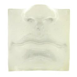 Laoru Laoru Mouth I Relief Antique White
