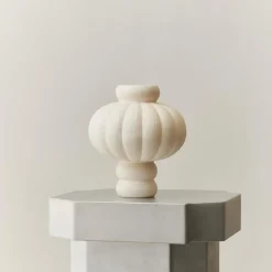 Louise Roe Balloon Vase 02 Raw White