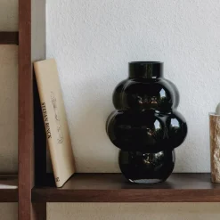 Louise Roe Balloon Vase 04 Black