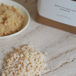 Mellow Mind Beige Clay Bath Salt Geranium Uplifting