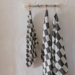 Mette Ditmer Retro Bath Towel Dark Grey