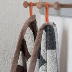 Mette Ditmer Retro Guest Towels Chocolate