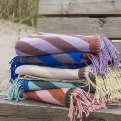 Mette Ditmer Retro Throw Lilac