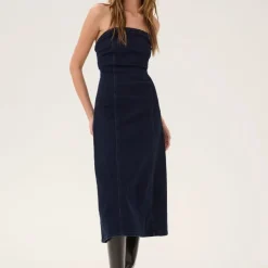 My Essential Wardrobe Ayo Dress Dark Blue Un-Wash