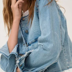 My Essential Wardrobe Dango Short Jacket Light Blue Retro Wash