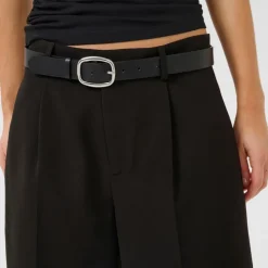 My Essential Wardrobe Yola Shorts Black