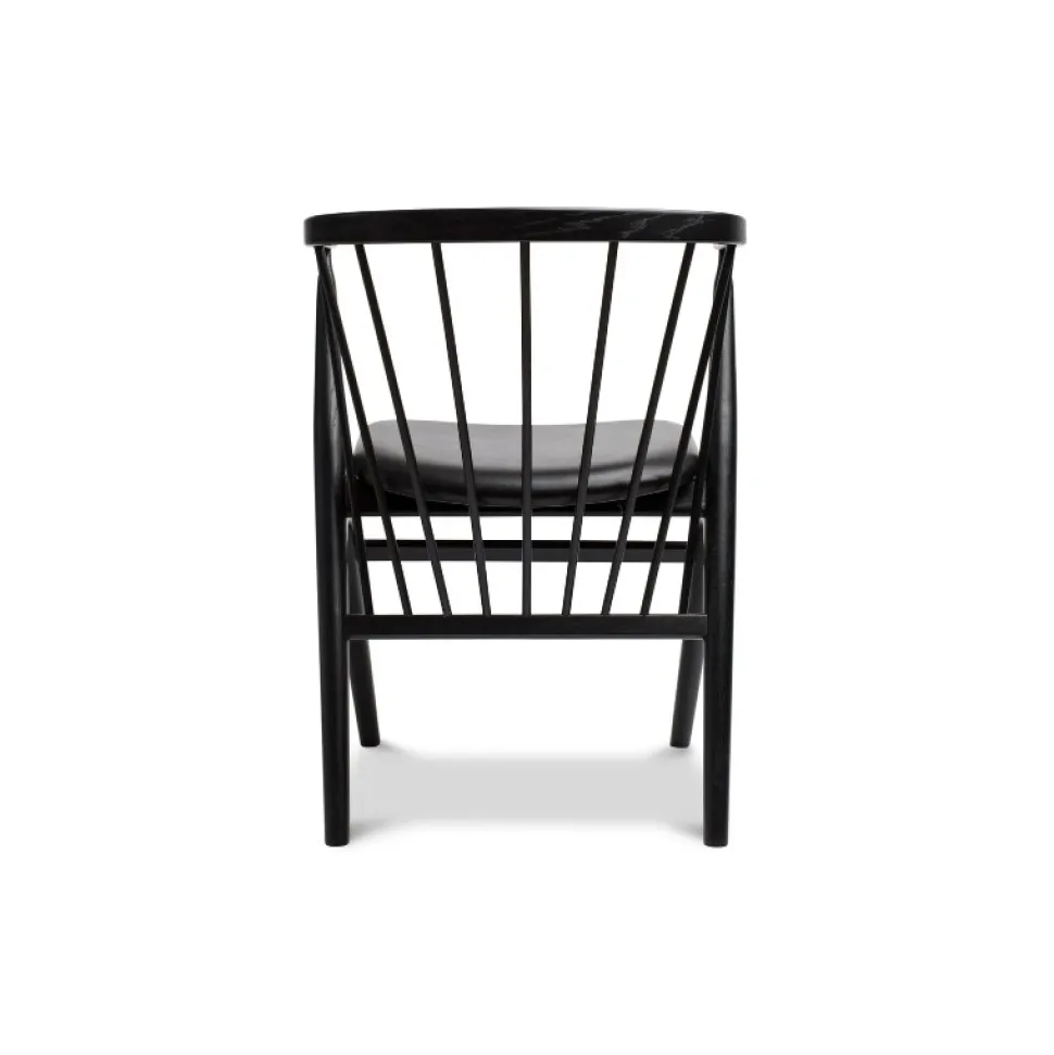 Sibast Furniture No 8 Chair Sortlakeret Eg Sort Saga Læder