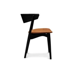 Sibast Furniture No 7 Dining Chair Sortlakeret Eg Cognac Dunes Læder