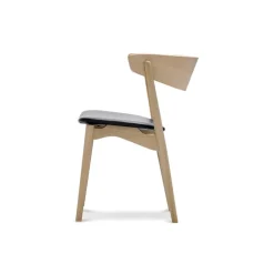 Sibast Furniture No 7 Dining Chair Sæbebehandlet Eg Sort Saga Læder