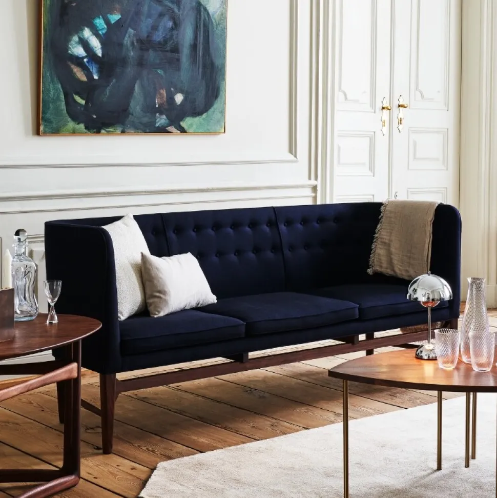 &Tradition AJ5 Mayor Sofa