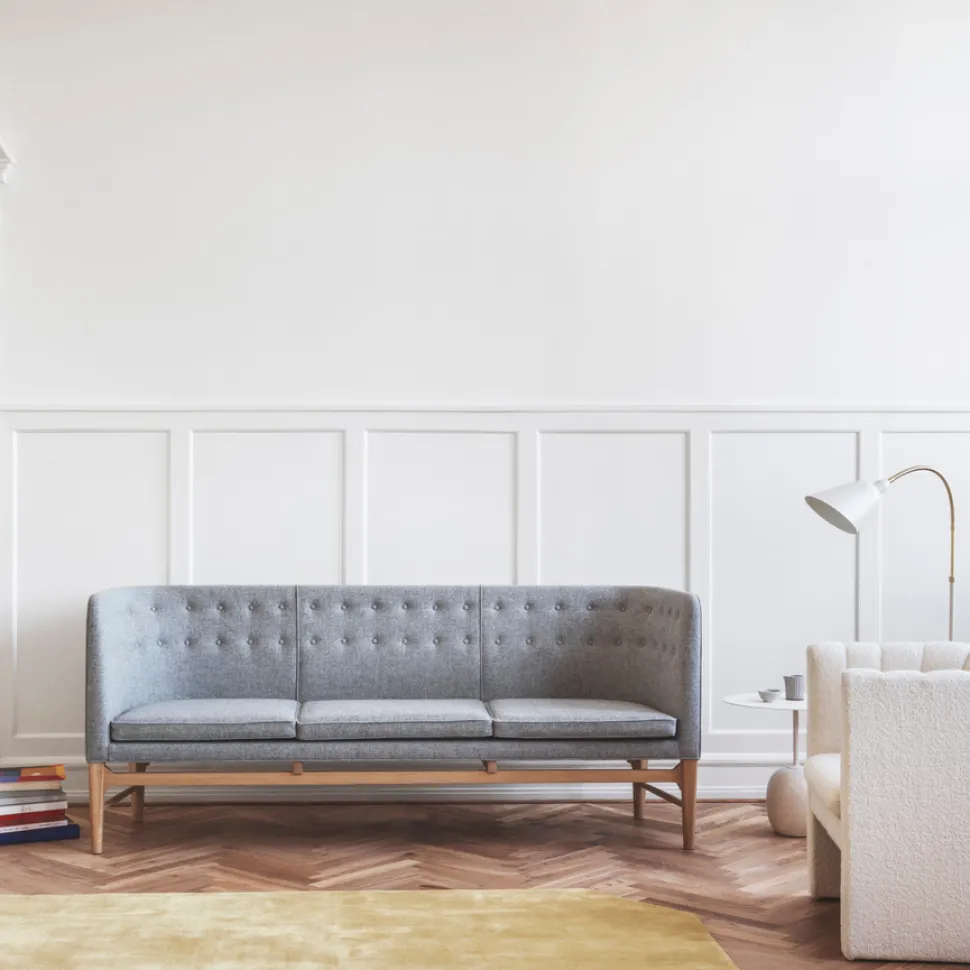 &Tradition AJ5 Mayor Sofa