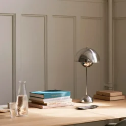 &Tradition Flowerpot Table Lamp VP3 Chrome Plated