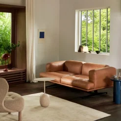 &Tradition Flowerpot Table Lamp VP3 Red Brown