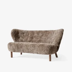 &Tradition Lille Petra VB2 Sofa Sahara Sheepskin Walnut Legs