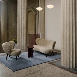 &Tradition Lille Petra VB2 Sofa Moonlight Sheepskin Oak Legs