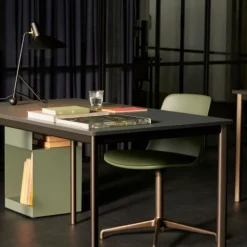 &Tradition Tripod HM9 Bordlampe Sort