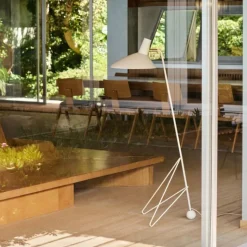 &Tradition Tripod HM8 Gulvlampe Hvid